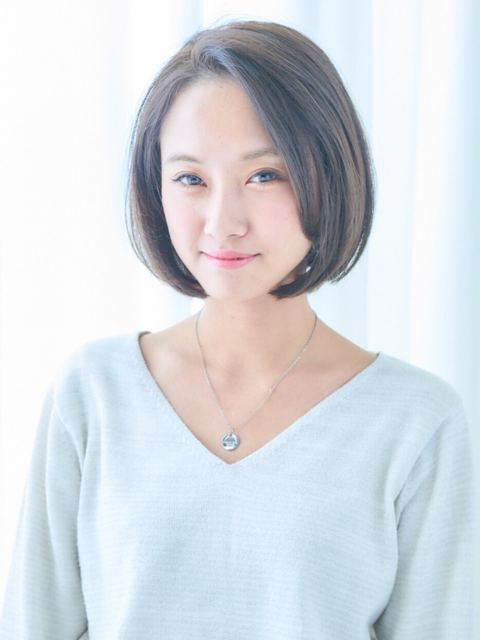 縮毛矯正で朝が楽なボブのスタイル写真